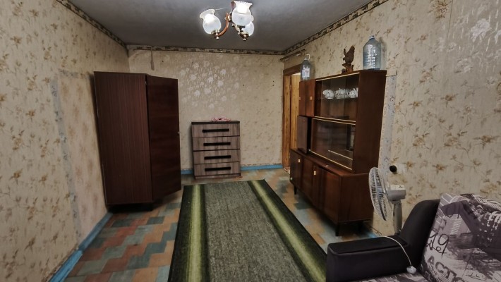 Здається 1 кімн. квартира 17 квартал,біля ДК.Без оплати за опалення! - фото 1