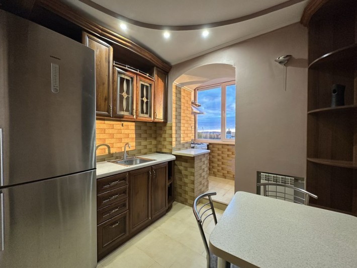 Оренда двокімнатної квартири в центрі міста - фото 1