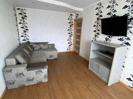 Сдам 1-но комнатную квартиру на Спасской с 04.11 Кривий Ріг