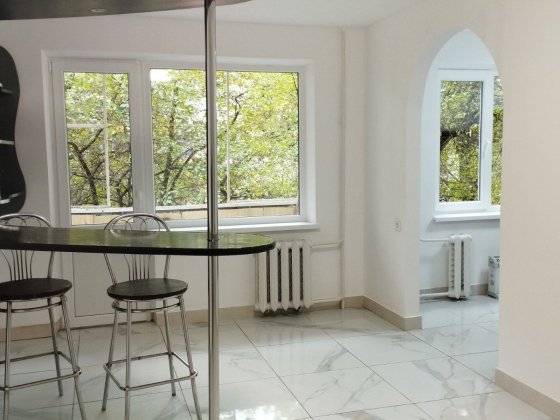 Здається в оренду 2-х кімнатна квартира в центрі Івано-Франківськ