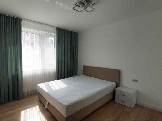 Оренда 2к кв по вул Стуса Івано-Франківськ