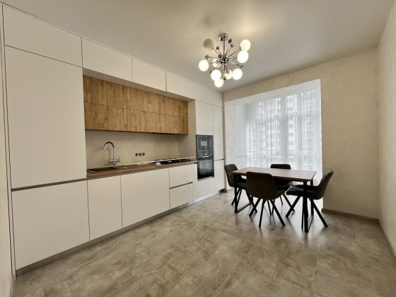 Перша здача, Центр! Велика 1кім 48м 6п вул. Височана Містечко Централь Ивано-Франковск