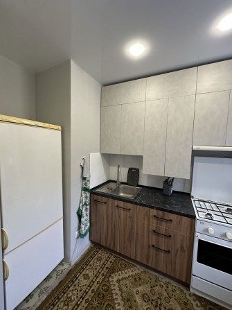 Оренда 2-кімнатної квартири  по вул. Кн. Романа - фото 1