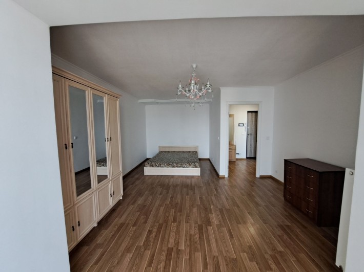 Квартира 1 кімн  ( спальня + кухня- студіо) - фото 1