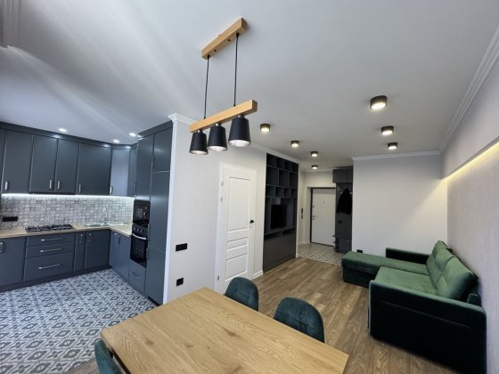 Довготривала оренда 1,5 кімнатної квартири в центрі міста, обжитий буд Ивано-Франковск