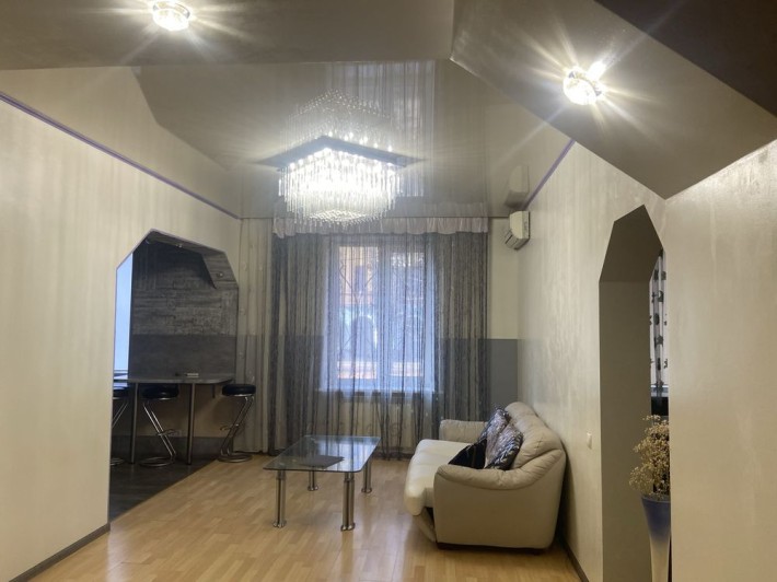 Здам  3-к квартиру  в центрі міста-автоном.опалення - фото 1