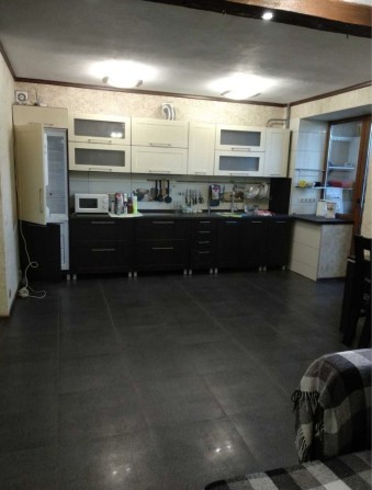 В районі Містечка Центральне,укомплектована,2кондиціонер. - фото 1