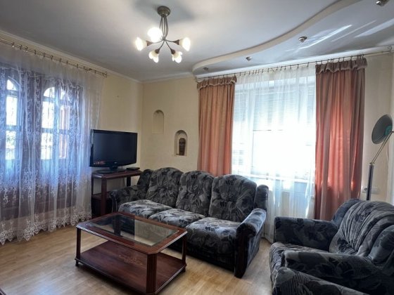 Здам 2-х кімнатну квартиру в центрі міста автономне опалення Рівне