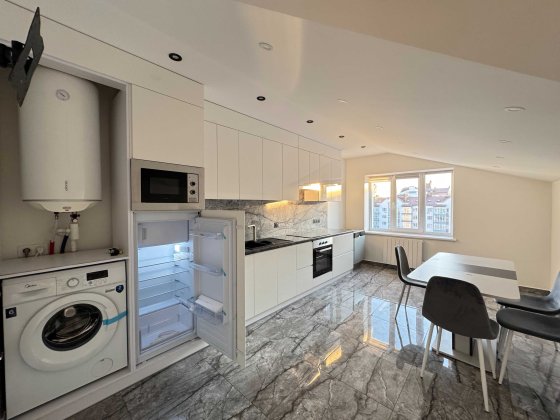 Орендна 3-к кв ЦЕНТР (С.Височана 18)  А/О Перша здача Ключі. Ивано-Франковск