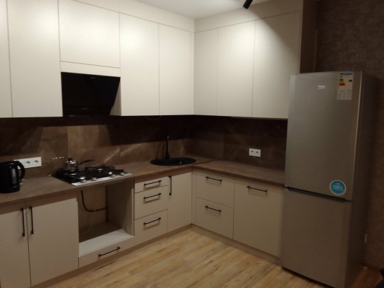 Здам 1 кім. квартиру в районі Екватора. Рівне