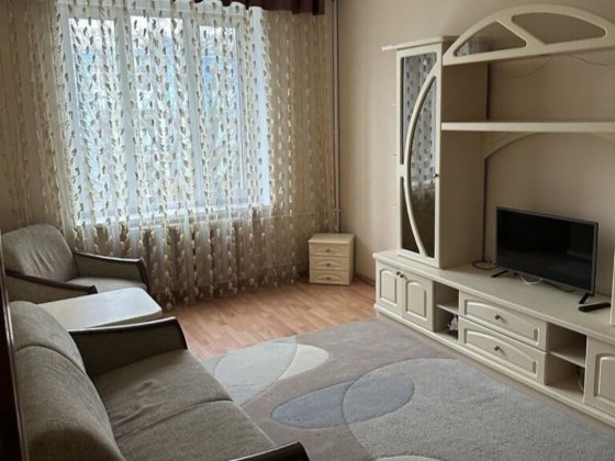 Оренда 3-кімнатної квартири, центр, Покровський Ровно