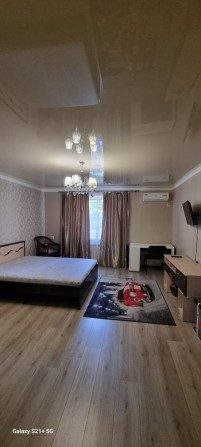 Сучасна квартира в Херсоні . Новобуд . Автономне опалення . Перший пов - фото 1