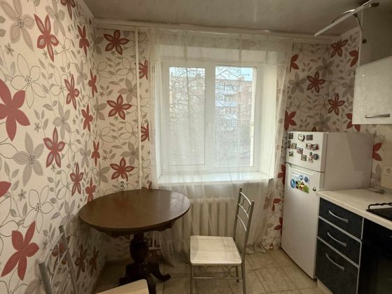 1-К 38-Я Школа , Свободная