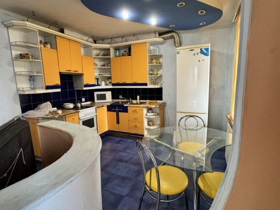 Здається 2-кімнатна квартира на вул. Гетьмана Павла Скоропадського