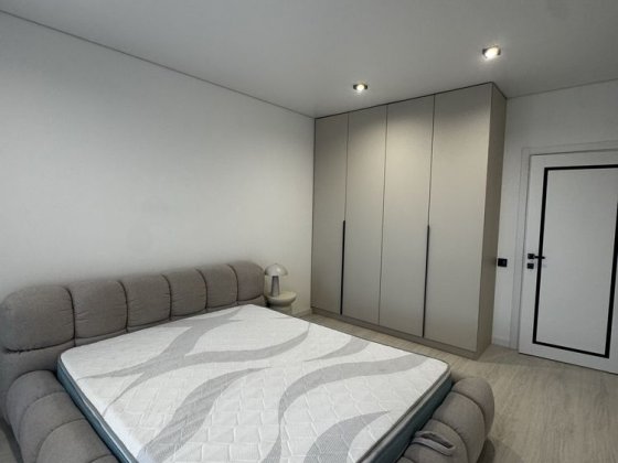 Вільна здається оренда центр Компас Буковинська Чернівці