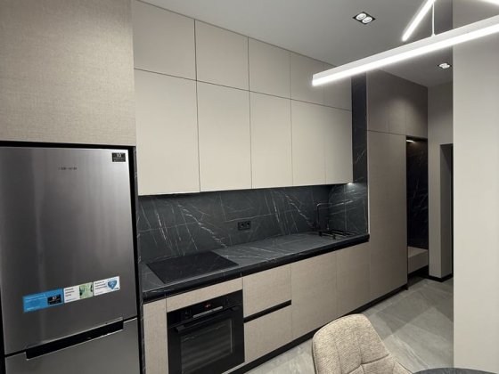 ДИЗАЙНЕРСЬКА 1-кім VIP квартра Дзержика(р-нЛАЗНІ)(7хв до ТЦ МАЙДАН) Чернівці