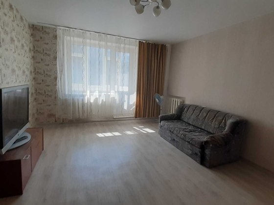 Здам 1-кімнатну  квартиру на Шуменському по вулиці Лавренева, 28! Херсон