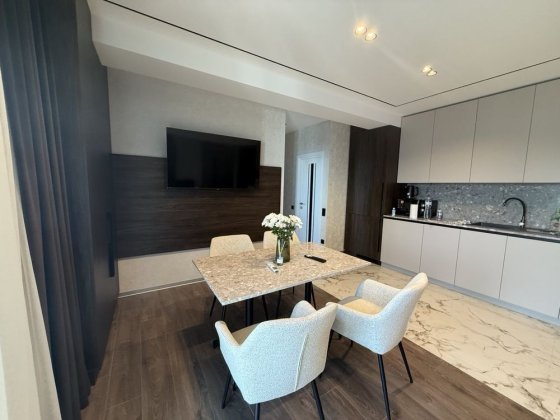 Оренда простороі 3 к ЖК Перлина 83 м кв Набережна Ужгород