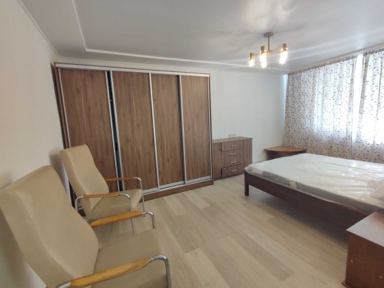 Здається 3-кімн.квартира. Новий район. Без тварин. Вільна з 28.11.25 Ужгород