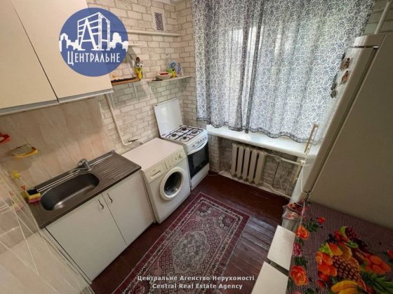 Оренда 2 км.кв. Проспект Незалежності Чернівці