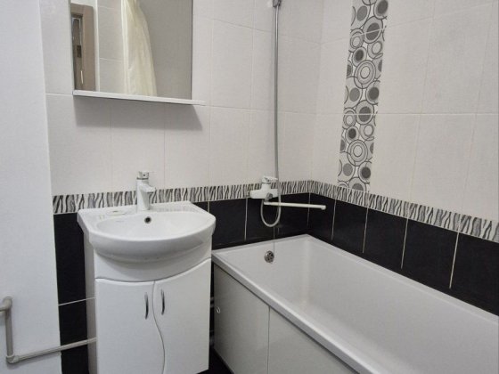 Оренда 2-х кім. Квартири в центрі з меблями. З технікою .2/5 кир. Суми