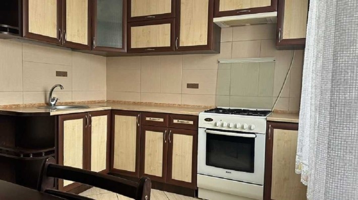 Оренда 2-кім кв, Митниця, вул. Героїв Дніпра - фото 1