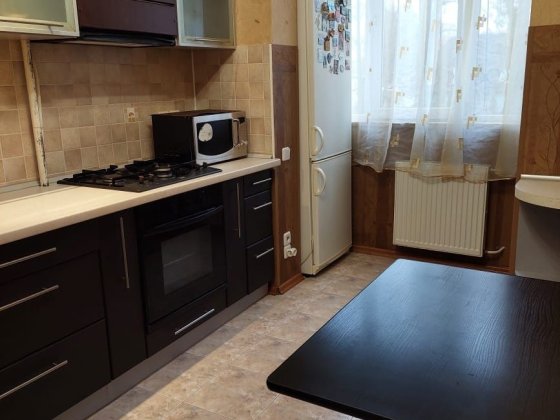 Дзвоніть! 3-кімнатна вул.Сумгаїтська,69 з ремонтом! Черкаси