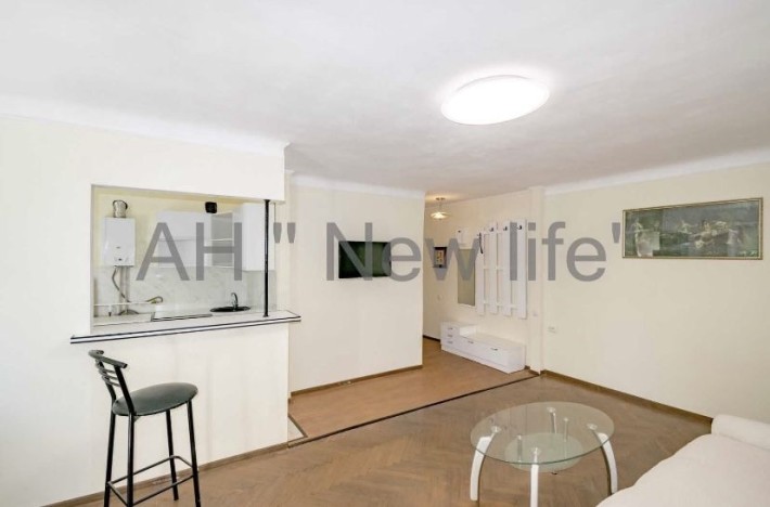 Оренда трикімнатноі квартири.Р-н ЦУМа. - фото 1