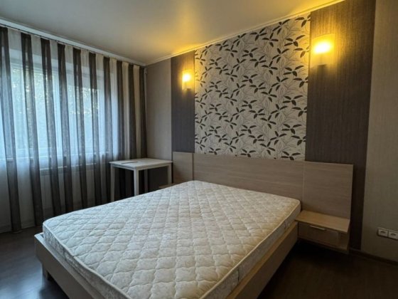 Здам 2-кімн по вулиці Головній (район готелю Буковина) Чернівці