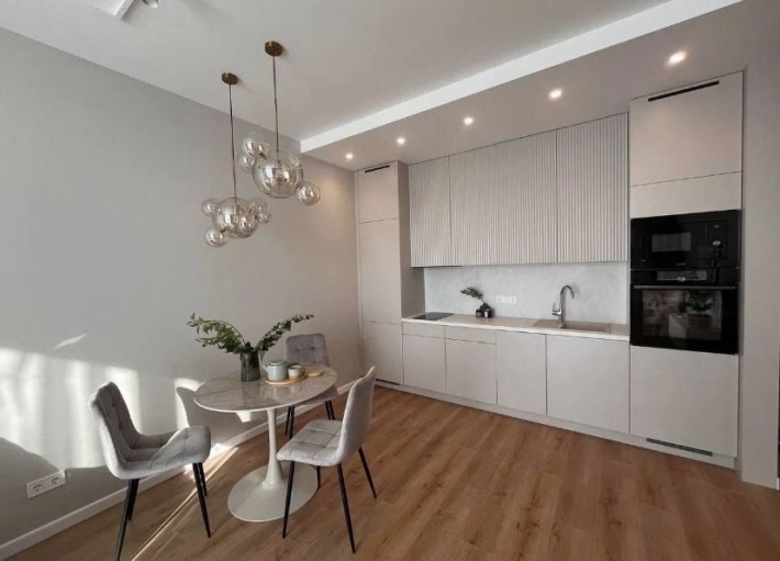 Здається в оренду квартира з дизайнерським ремонтом - фото 1