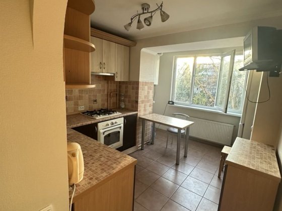 Оренда 2-кім квартира по вул. Скальда з індивідуальним опаленням Чернівці