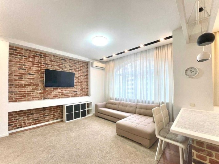 Без комиссии Аренда 3к.квартиры Цирк ЖК Златоустовский ул.Черновола - фото 1