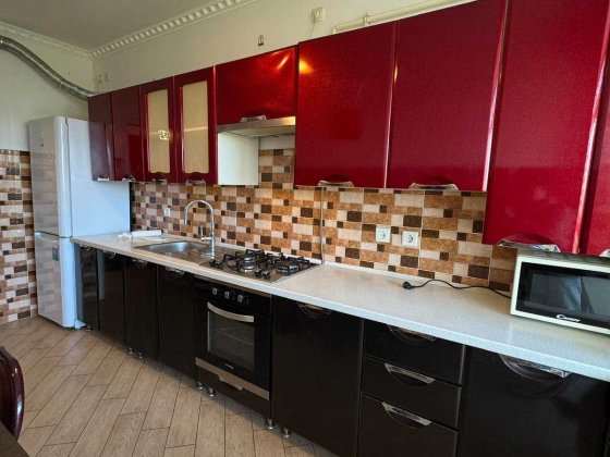 Здається 1 новобудова по вулиці Рівненській Черновцы