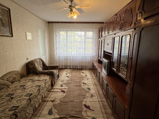 Оренда 3-кімнатної квартири на довготривалий термін (район Голівуд) Чернигов