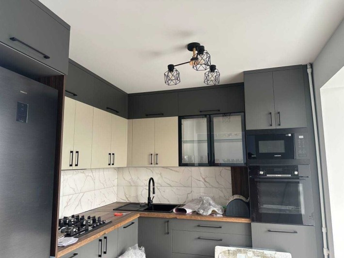 Здається двокімнатна квартира з кухнею-студією, район Епіцентру - фото 1