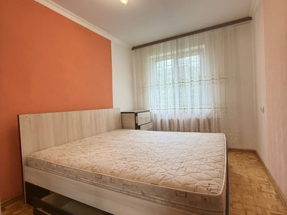 Здам 2х кімнатну, РУСЬКА (ГРАВІТОН), ОКРЕМІ КІМНАТИ, меблі та техніка! Чернівці