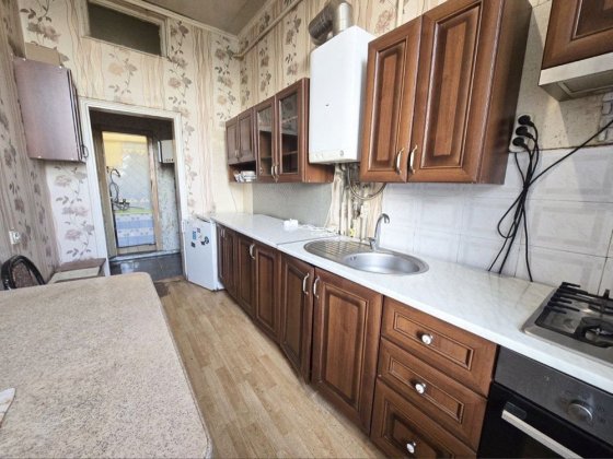 ЦЕНТР! Здам 2х кімнатну, р-н РЕЗИДЕНЦІЇ ЧНУ, МІСЦЕ ПІД АВТО, газ котел Чернівці