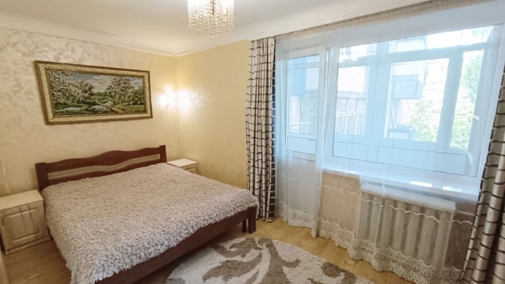 Оренда 3 км квартири в районі Майдану. - фото 1