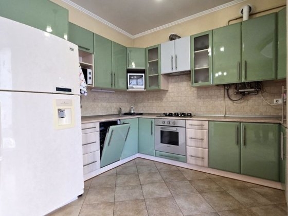 Здам 2х НОВОБУДОВУ, КОМАРОВА (ПАРК ЖОВТНЕВИЙ), посудомийна, кондиціоне Чернівці