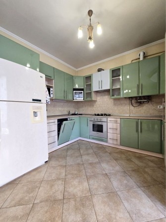 Здам 2х НОВОБУДОВУ, КОМАРОВА (ПАРК ЖОВТНЕВИЙ), посудомийна, кондиціоне - фото 1