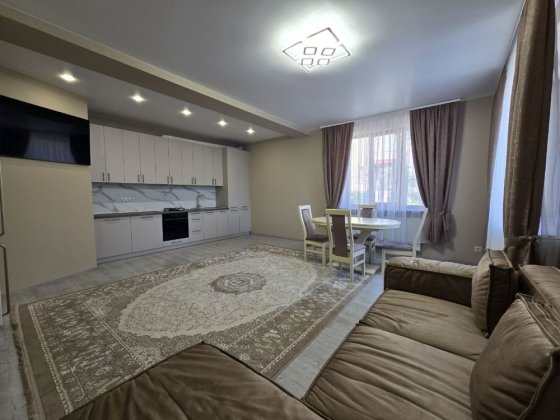 Оренда 3х НОВОБУДОВИ, ЩЕРБАНЮКА-ГЕРОЇВ МАЙДАНУ, простора тераса, 120м2 Черновцы