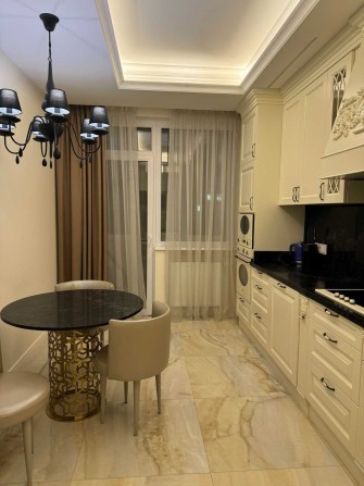 Здаю гарну квартиру.Будинок Преміум класу ЖК"Royal Stone". - фото 1