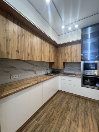 Перша здача 2 кі-ної квартири район Дастору - фото 1