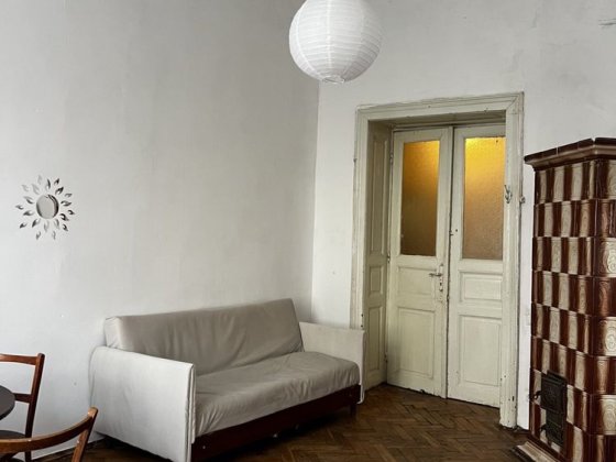 2-кімн., ТЕАТРАЛЬНА площа Черновцы