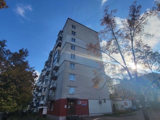 Оренда 2во кімнатної квартири в центрі. СВІТЛО НЕ ВИМИКАЮТЬ Чернигов