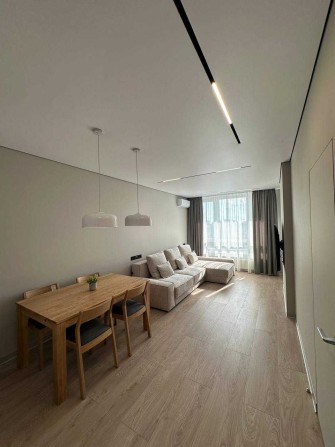 Оренда видової 1-кім квартири в ЖК "White Lines" вул. Васильківська 1 - фото 1