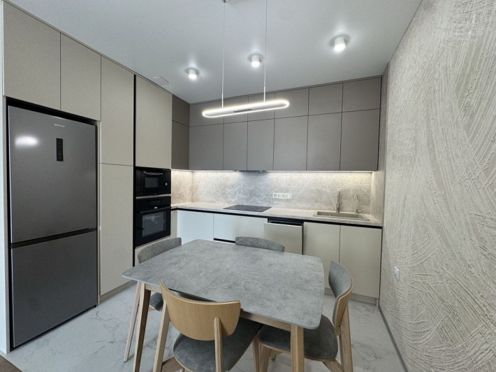 Врерше‼️ЖК Республіка роздільна двушка + кухня вітальня НОВА - фото 1