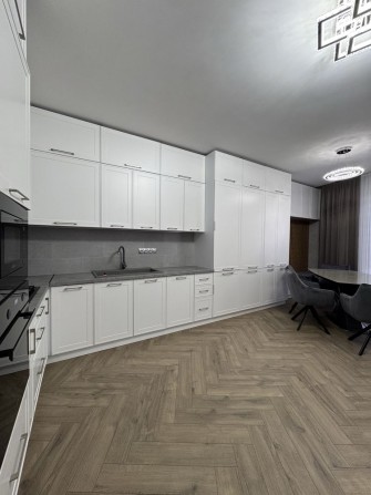 Оренда великої 1,5 квартири у центрі - фото 1