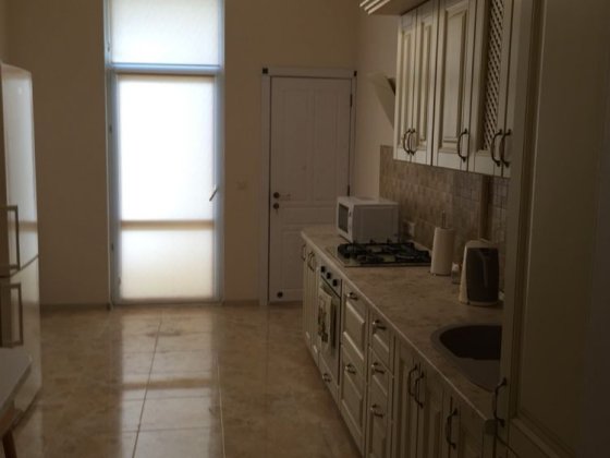 Оренда затишної двокімнатної квартири в центрі міста. Ужгород