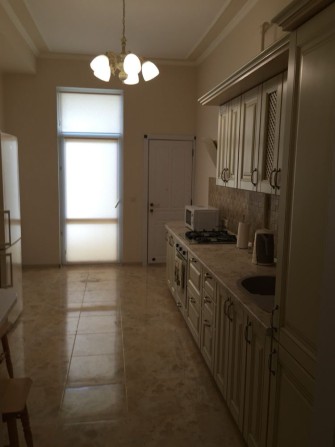 Оренда затишної двокімнатної квартири в центрі міста. - фото 1